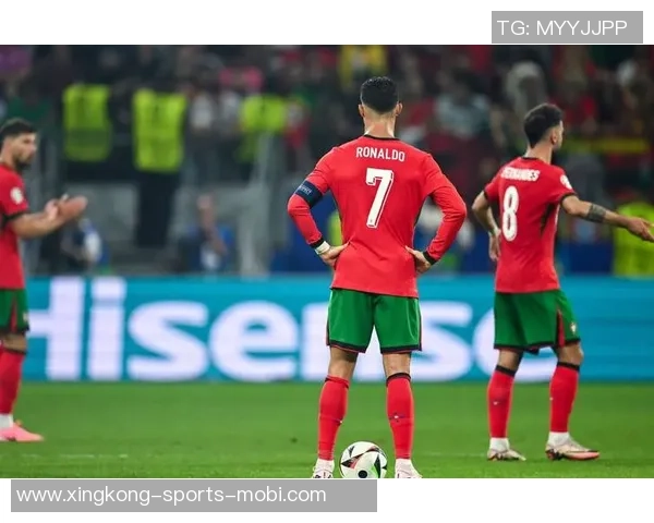 葡萄牙主帅称赞C罗渴望胜利的精神与关键作用 葡萄牙主帅称赞C罗渴望胜利的精神与关键作用